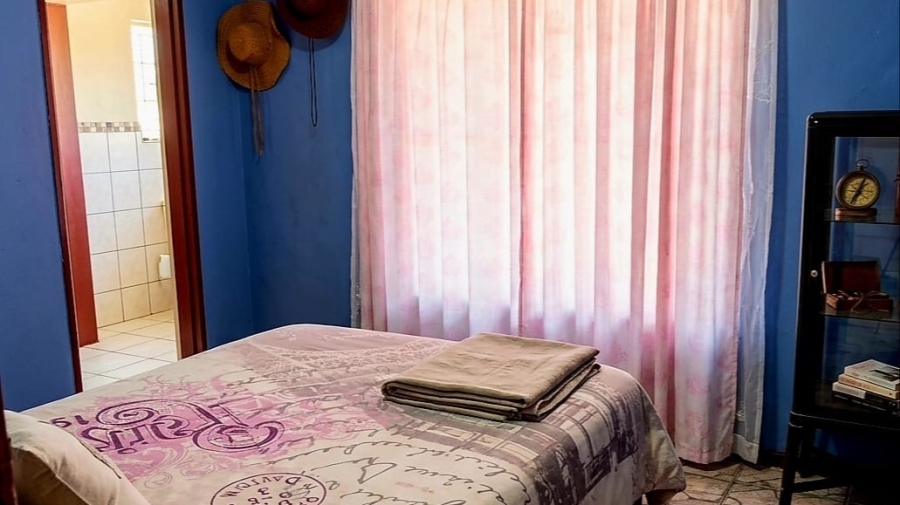 3 Bedroom Property for Sale in Geelhoutpark North West